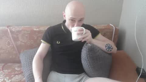 Johnny online show from 03-12-25, 10:26