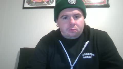 Snapshot of johnnyb1118 chatting on 01-30-25, 06:56 johnnyb1118 online show from 01-30-25, 06:56