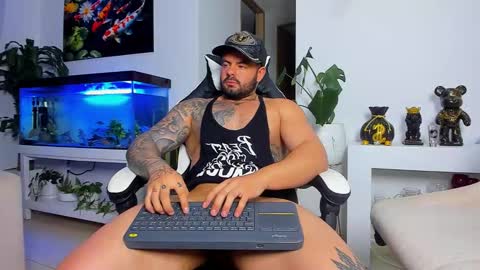 JOHNNY online show from 09-29-25, 11:42