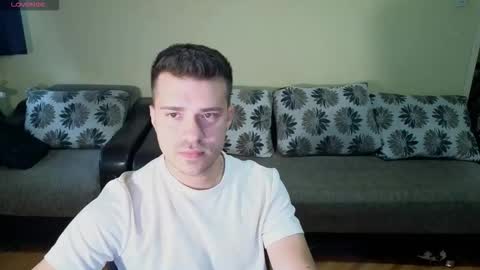 Johnny online show from 09-17-25, 09:44