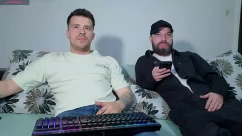 Johnny online show from 05-02-26, 06:46