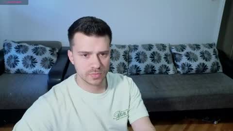 Johnny online show from 05-03-26, 03:18