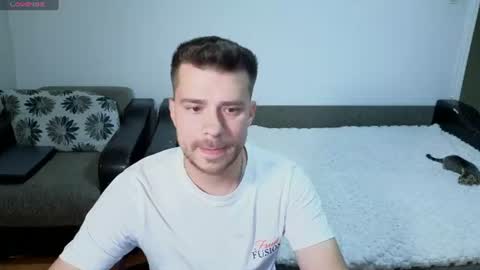 Johnny online show from 07-12-26, 07:16