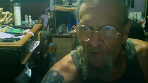 johnnyshung1 online show from 09-22-25, 04:03