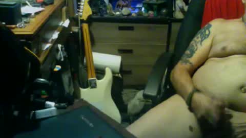 Snapshot of johnnyshung1 chatting on 01-06-26, 10:19 johnnyshung1 online show from 01-06-26, 10:19