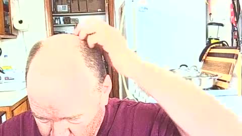 Snapshot of johnnytwain chatting on 01-18-26, 07:39 johnnytwain online show from 01-18-26, 07:39