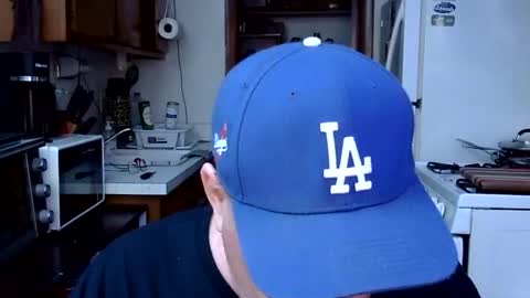 Snapshot of johnnytwain chatting on 02-14-26, 10:17 johnnytwain online show from 02-14-26, 10:17