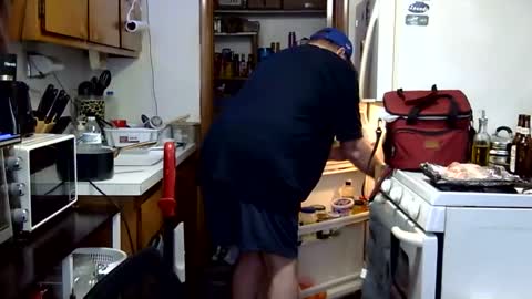 Snapshot of johnnytwain chatting on 02-22-26, 08:18 johnnytwain online show from 02-22-26, 08:18