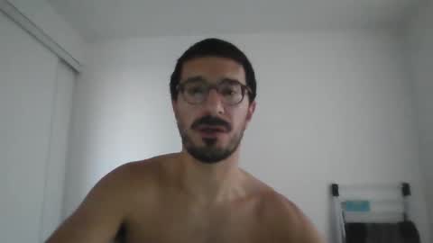 Snapshot of johnparis7575 chatting on 10-28-25, 09:39 Johnfrench online show from 10-28-25, 09:39