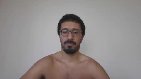 Snapshot of johnparis7575 chatting on 11-16-25, 06:46 Johnfrench online show from 11-16-25, 06:46