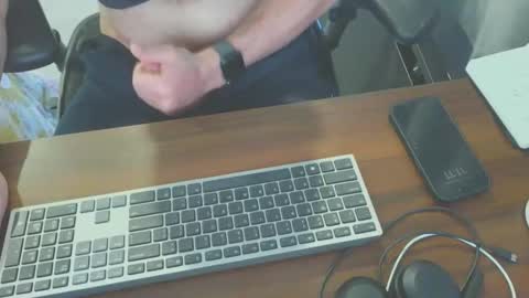 Snapshot of johnprivate494 chatting on 09-29-25, 01:11 johnprivate494 online show from 09-29-25, 01:11