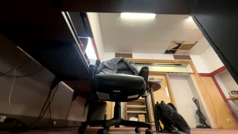 johnsthebomb online show from 02-18-25, 04:26