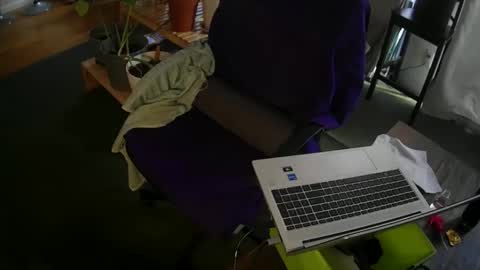 johntylerr833 online show from 05-08-26, 10:04