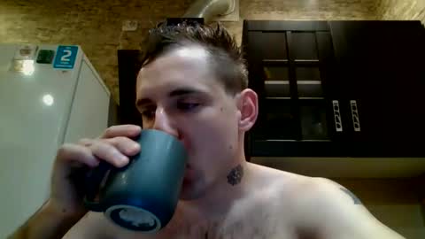 johny27 online show from 05-12-26, 09:28