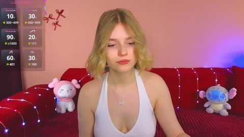 Snapshot of joice_queen chatting on 01-21-25, 04:43 Paula online show from 01-21-25, 04:43