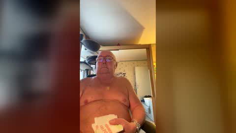 jojo60000529566 online show from 12-16-25, 08:30