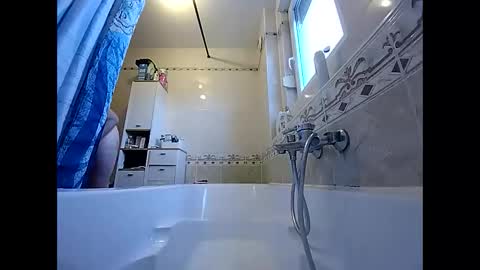 jojo670000 online show from 01-07-25, 02:08