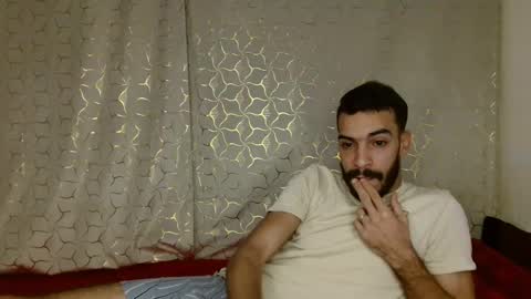Snapshot of jokerharle1 chatting on 12-03-25, 02:26 ALICEARABIAN online show from 12-03-25, 02:26