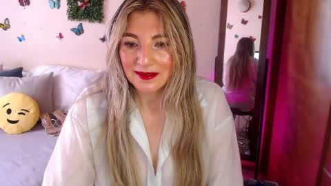 Jolie Mature online show from 05-09-26, 08:03