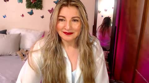 Jolie Mature online show from 05-11-26, 09:45