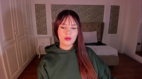 Jolie price  online show from 01-18-26, 02:15