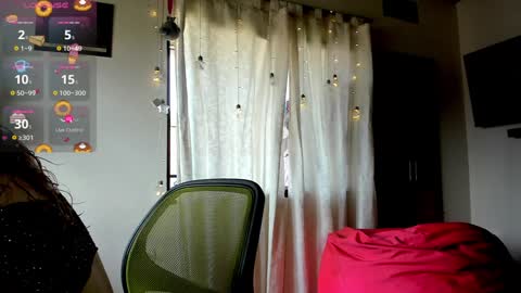 Snapshot of jolie_reyes1 chatting on 01-12-25, 06:05 jolie_reyes1 online show from 01-12-25, 06:05