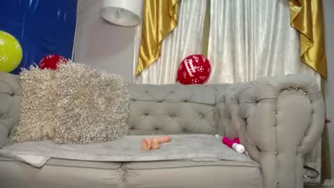 Jolie online show from 06-19-26, 12:20