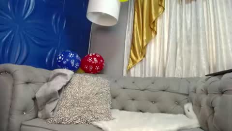 Jolie online show from 06-25-26, 12:20