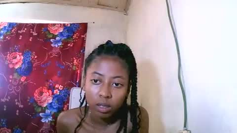 joliekah27 online show from 01-24-25, 07:51
