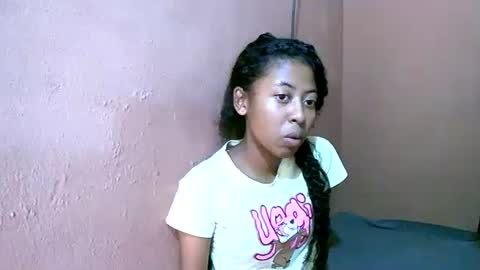 joliekah27 online show from 02-25-25, 09:20