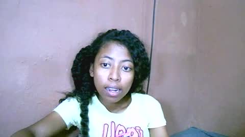 joliekah27 online show from 02-26-25, 12:05