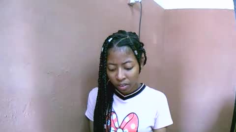 joliekah27 online show from 02-27-25, 07:44