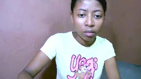 joliekah27 online show from 03-05-25, 01:50