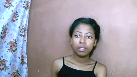 joliekah27 online show from 03-11-25, 04:43