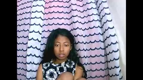 joliekah27 online show from 09-09-25, 07:52