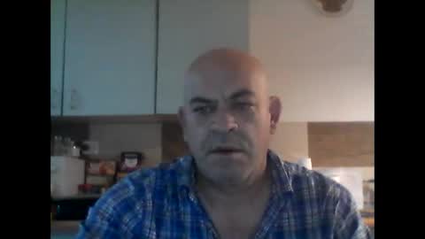 Snapshot of jolmasz30 chatting on 12-18-25, 06:30 jolmasz30 online show from 12-18-25, 06:30