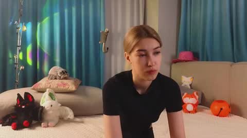 Viola online show from 10-26-25, 11:05