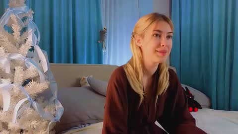 Viola online show from 12-20-25, 11:17