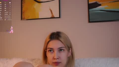 Snapshot of jolyndeb chatting on 04-14-26, 01:50 Viola online show from 04-14-26, 01:50