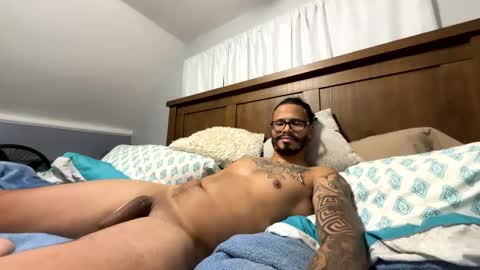 JMorales online show from 11-08-25, 02:56