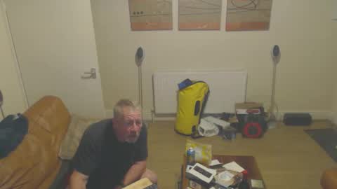 Snapshot of jon2410 chatting on 10-20-25, 12:44 Jon online show from 10-20-25, 12:44