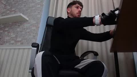 JonahShaw online show from 10-14-25, 04:35