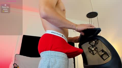 Jonathan Danielss  online show from 01-27-25, 02:35