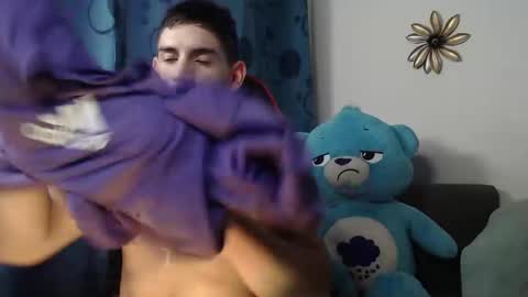 jonathancast08 online show from 12-10-24, 06:38