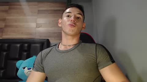 jonathancast08 online show from 02-08-25, 05:51