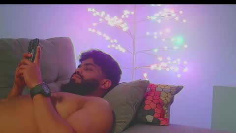 royjon online show from 10-18-25, 02:03