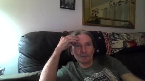 Snapshot of jonelvis6543 chatting on 12-04-25, 10:46 Jonelvis123456 online show from 12-04-25, 10:46