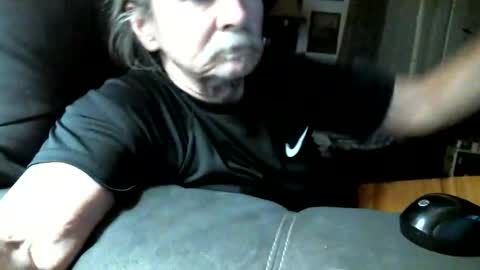 Snapshot of jonelvis6543 chatting on 04-15-26, 08:54 Jonelvis123456 online show from 04-15-26, 08:54