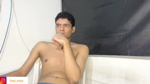 Snapshot of jonhsebastiann chatting on 07-16-26, 06:19 John online show from 07-16-26, 06:19