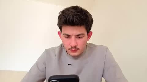 Snapshot of jonhy_merlin chatting on 05-11-26, 02:45 jonhy_merlin online show from 05-11-26, 02:45